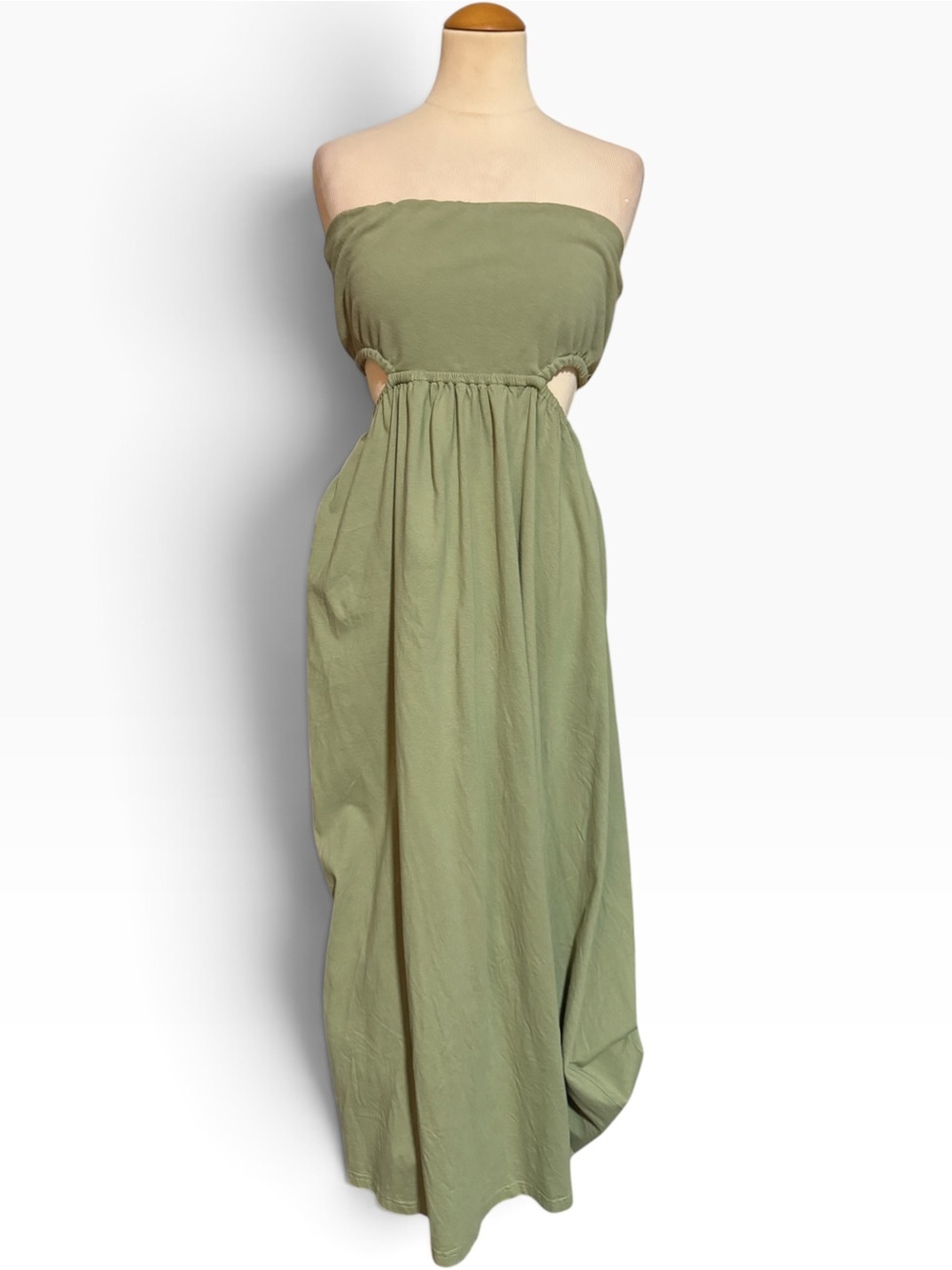 Caara Side Cutout Maxi Dress Sage Green Size L